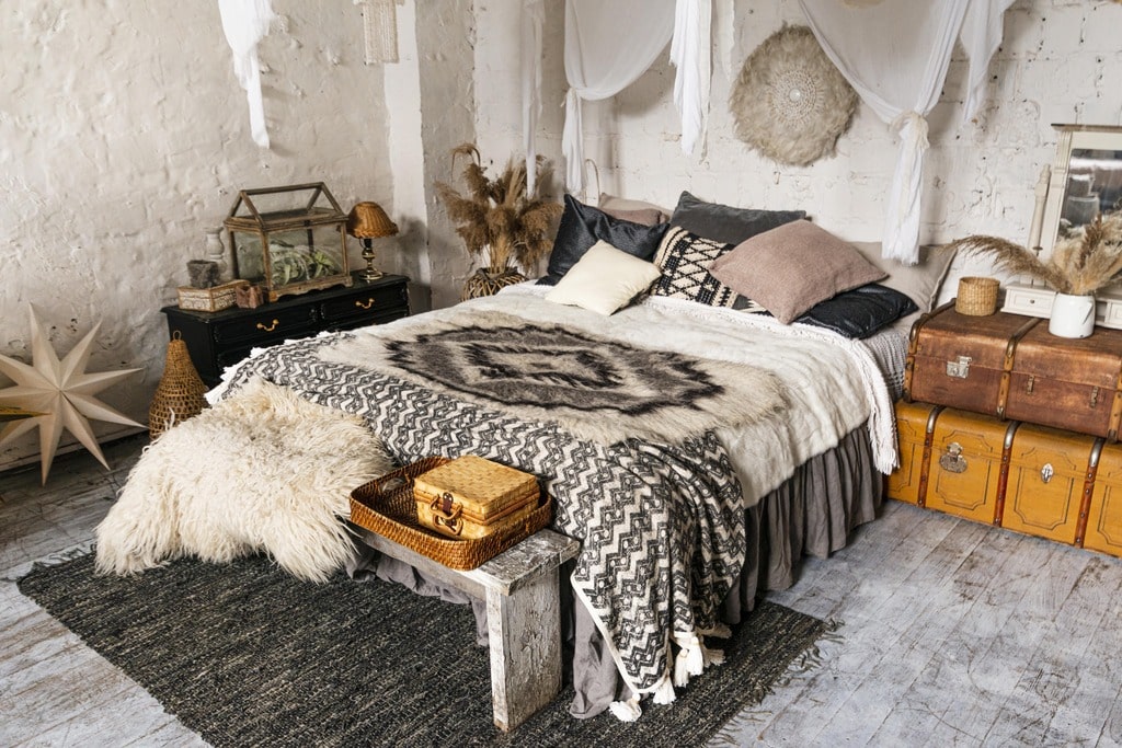 Bedroom Makeover with Soft & Cozy Bedding